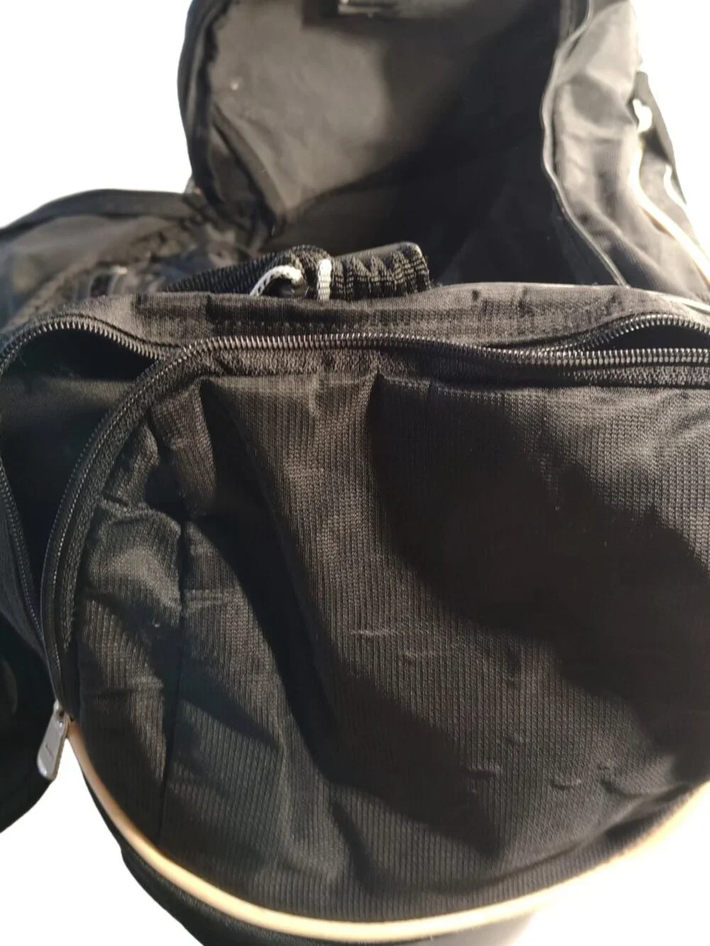 Unisex Vintage 90s Black Medium Nike Travel Zip-Up Canvas & Polyester Dufflebag